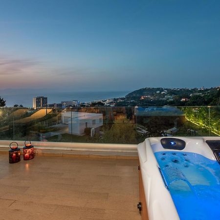 Flyviewflatsgold Privatehottub With Seaview Apartment Ixia  Exterior photo