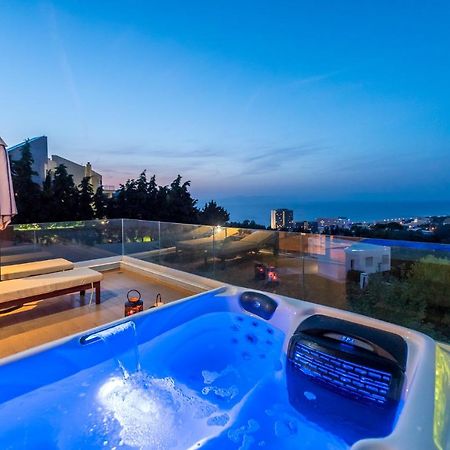 Flyviewflatsgold Privatehottub With Seaview Apartment Ixia  Exterior photo