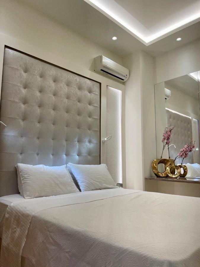 Flyviewflatsgold Privatehottub With Seaview Apartment Ixia  Exterior photo