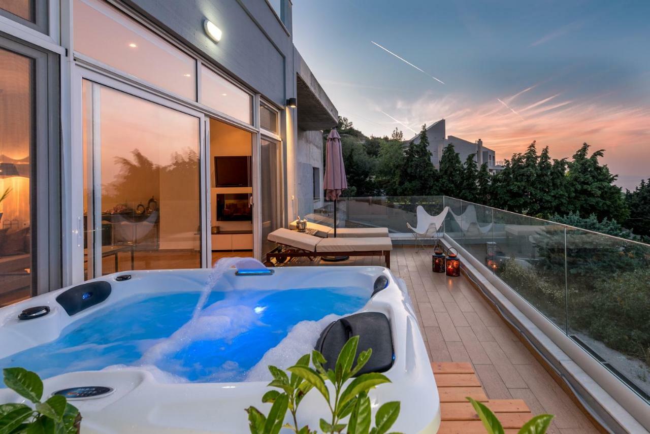 Flyviewflatsgold Privatehottub With Seaview Apartment Ixia  Exterior photo